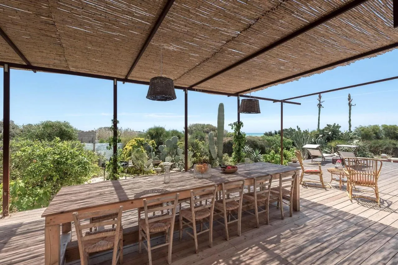 Eco-Lodge Fornace Penna Sampieri 0*,
