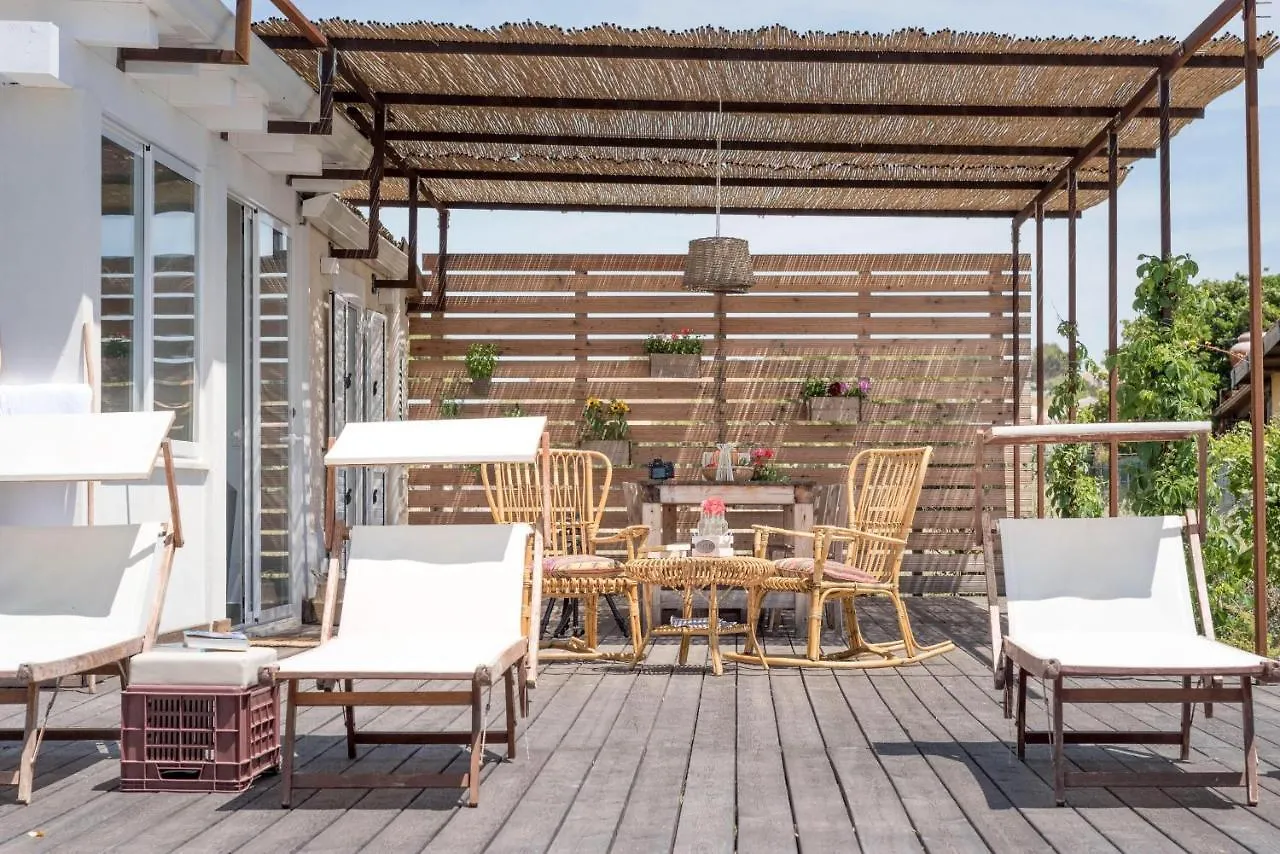 Eco-Lodge Fornace Penna Sampieri 0*,